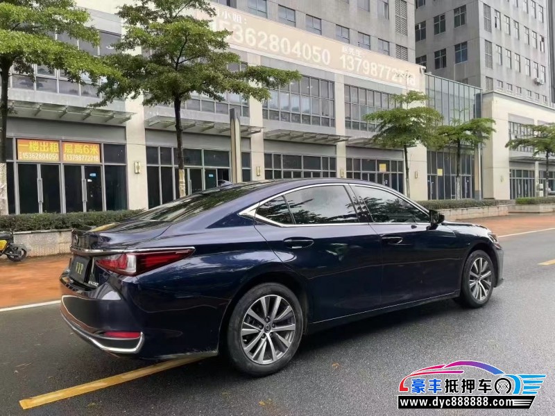 21年雷克萨斯ES轿车抵押车出售