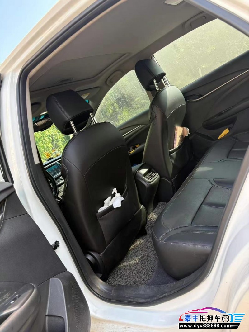 18年别克英朗轿车抵押车出售