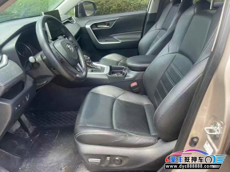 22年丰田威兰达SUV抵押车出售