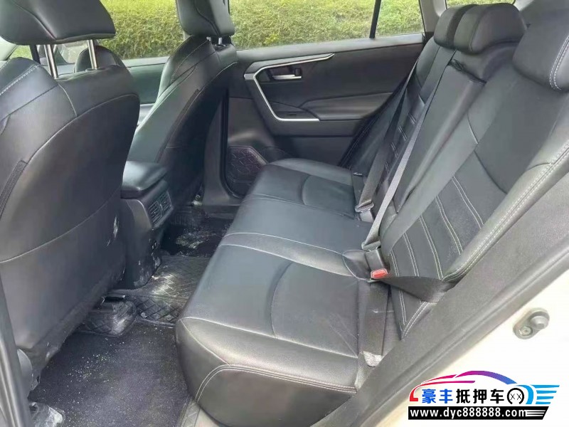 22年丰田威兰达SUV抵押车出售