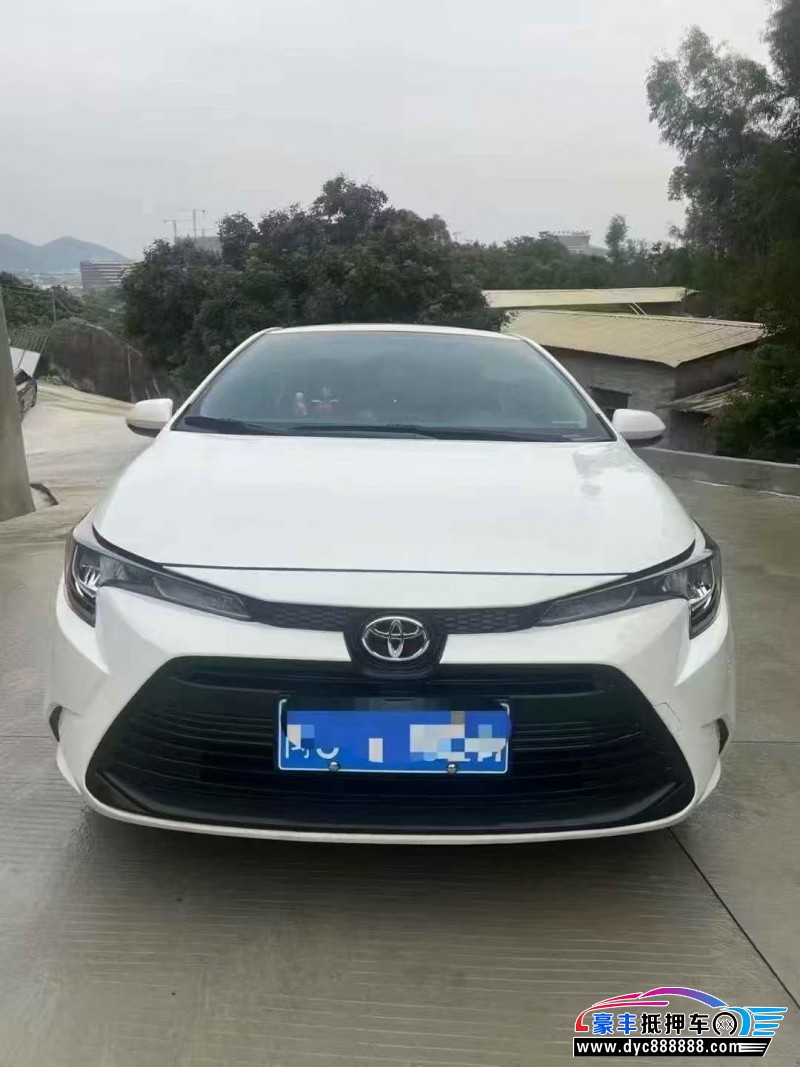 24年丰田雷凌轿车抵押车出售