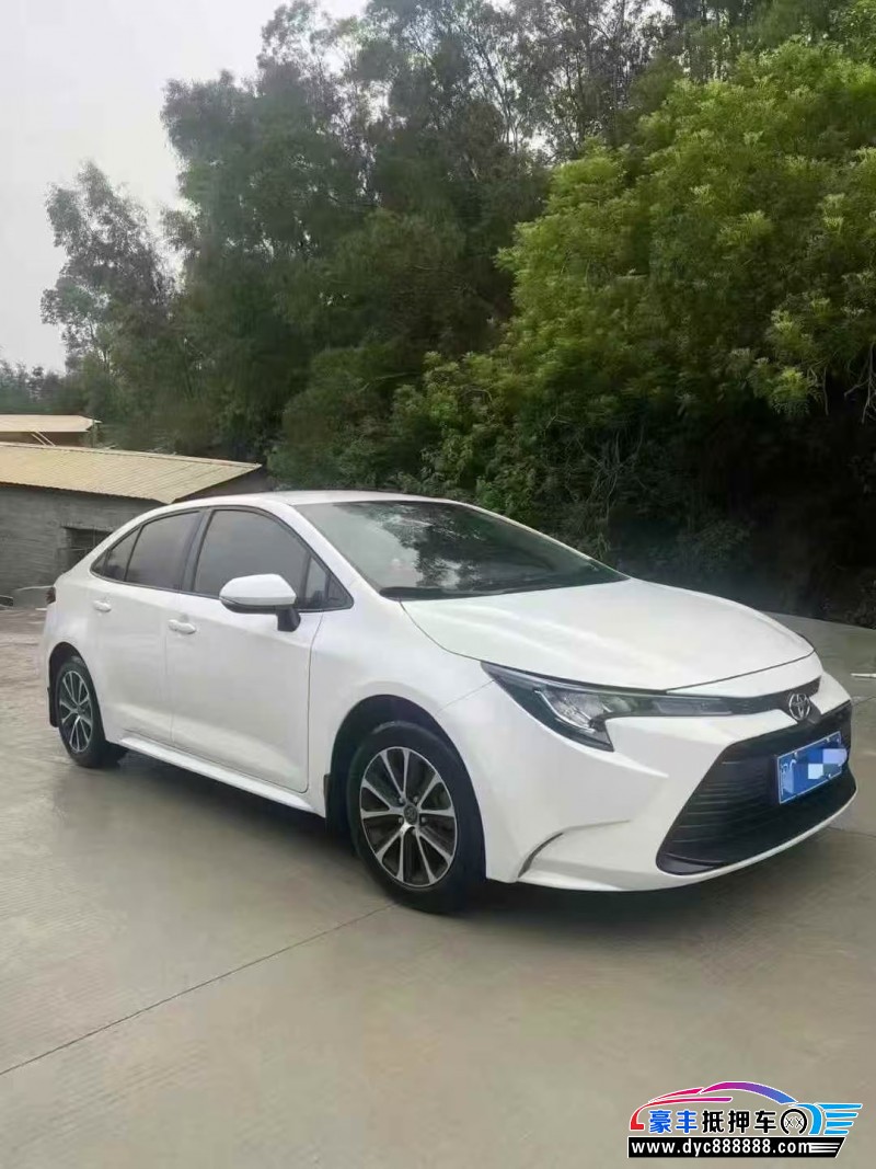 24年丰田雷凌轿车抵押车出售