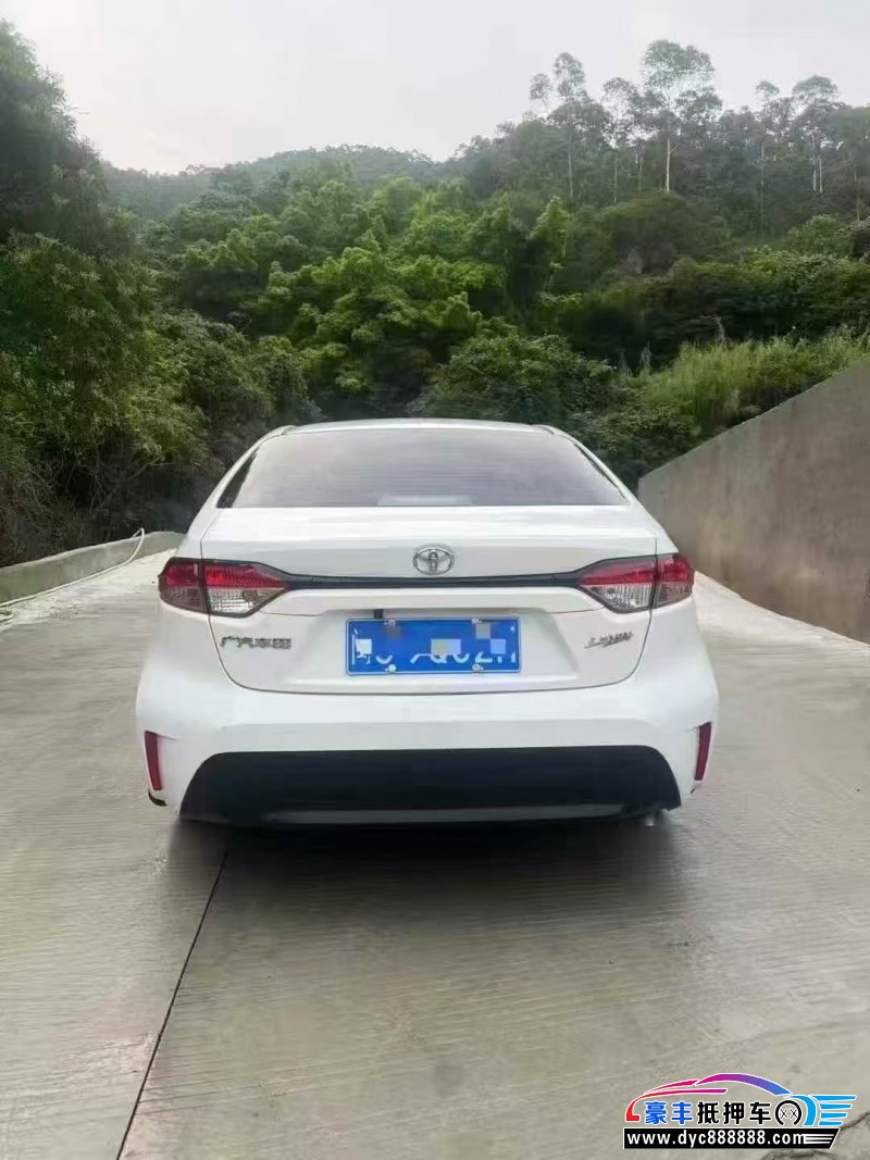 24年丰田雷凌轿车抵押车出售