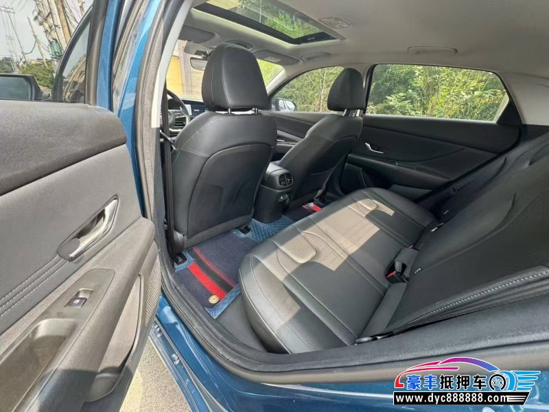 23年现代伊兰特轿车抵押车出售