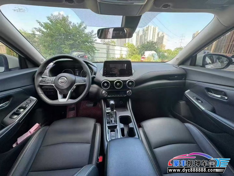 22年日产轩逸轿车抵押车出售