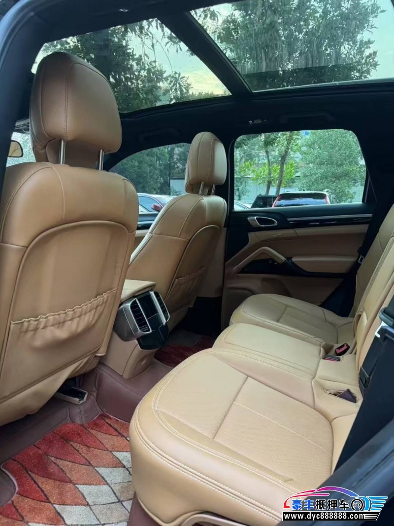 13年保时捷卡宴SUV抵押车出售