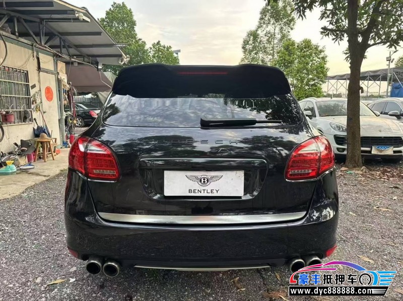 13年保时捷卡宴SUV抵押车出售