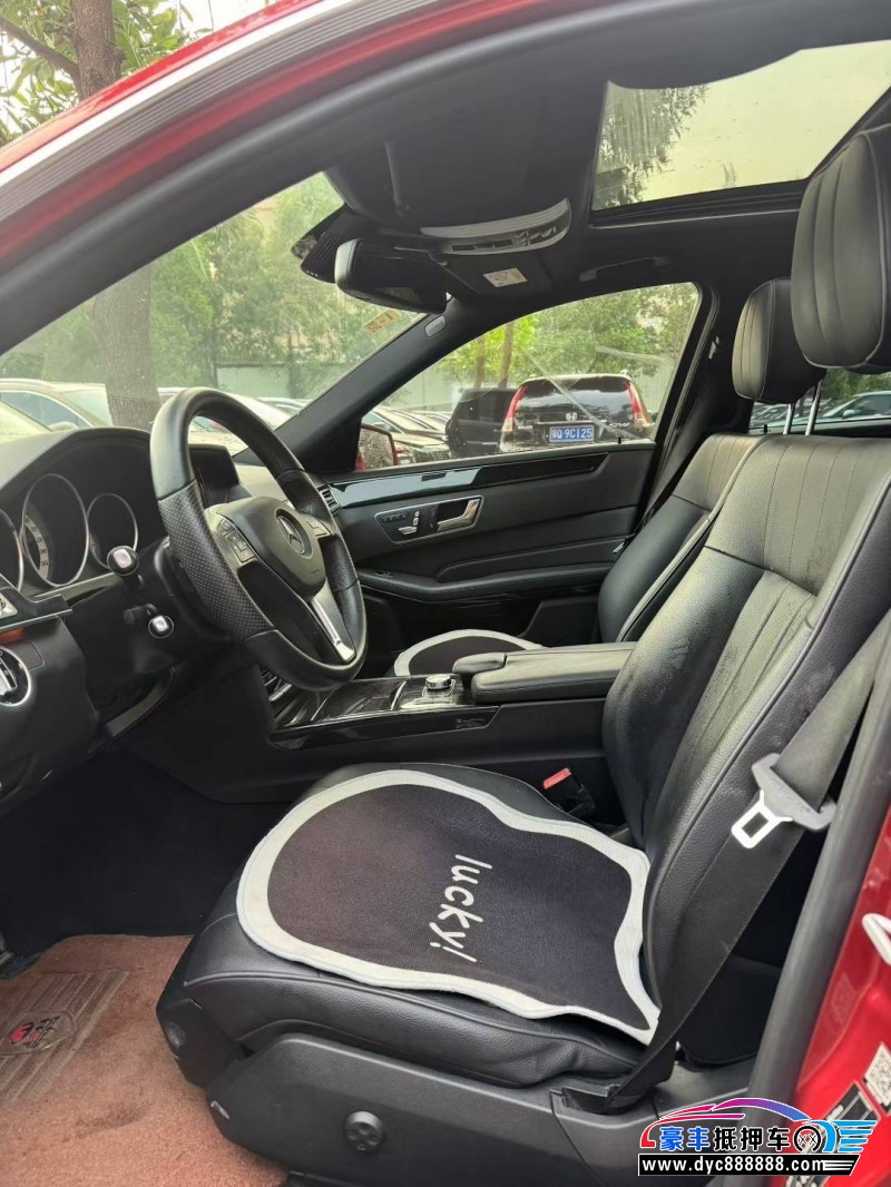 14年奔驰E轿车抵押车出售