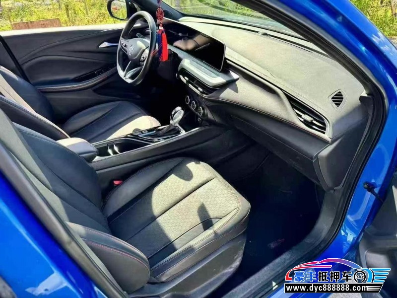 21年别克威朗轿车抵押车出售