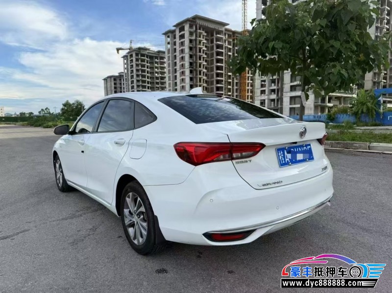 22年别克威朗轿车抵押车出售