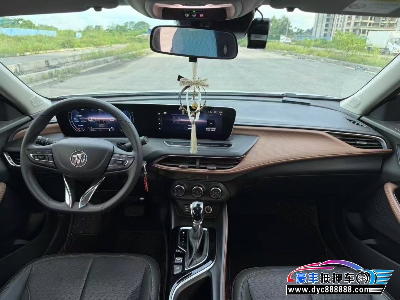 22年别克威朗轿车抵押车出售