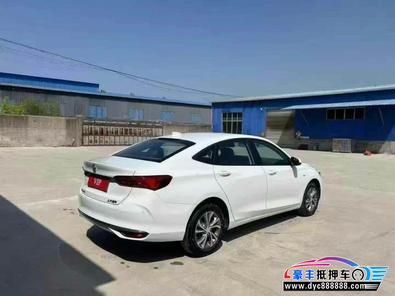 25年别克威朗轿车抵押车出售