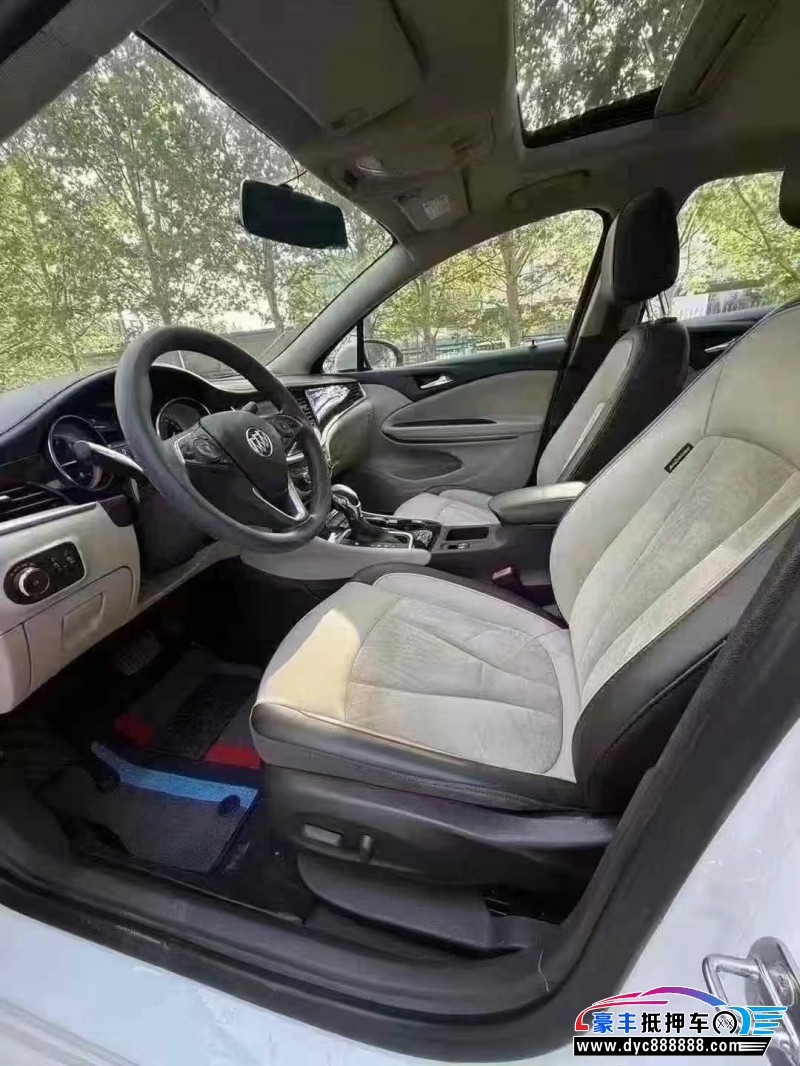 17年别克威朗轿车抵押车出售