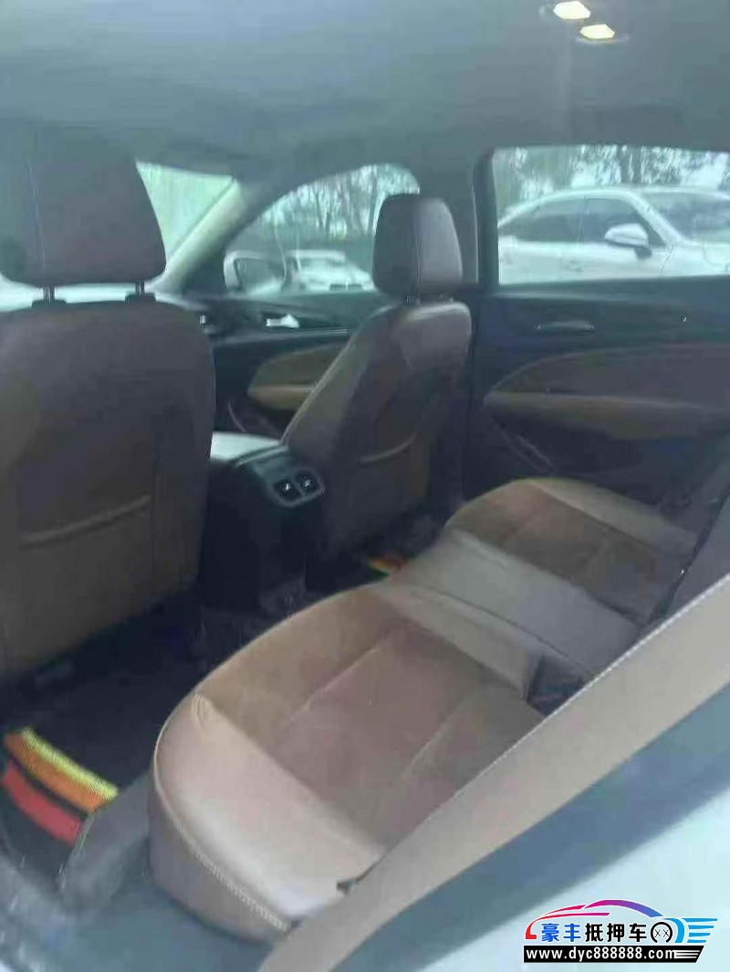 22年别克君威轿车抵押车出售