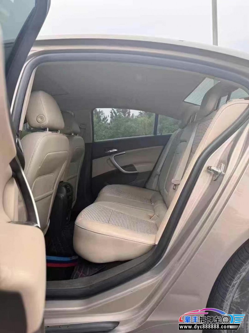 14年别克君威轿车抵押车出售