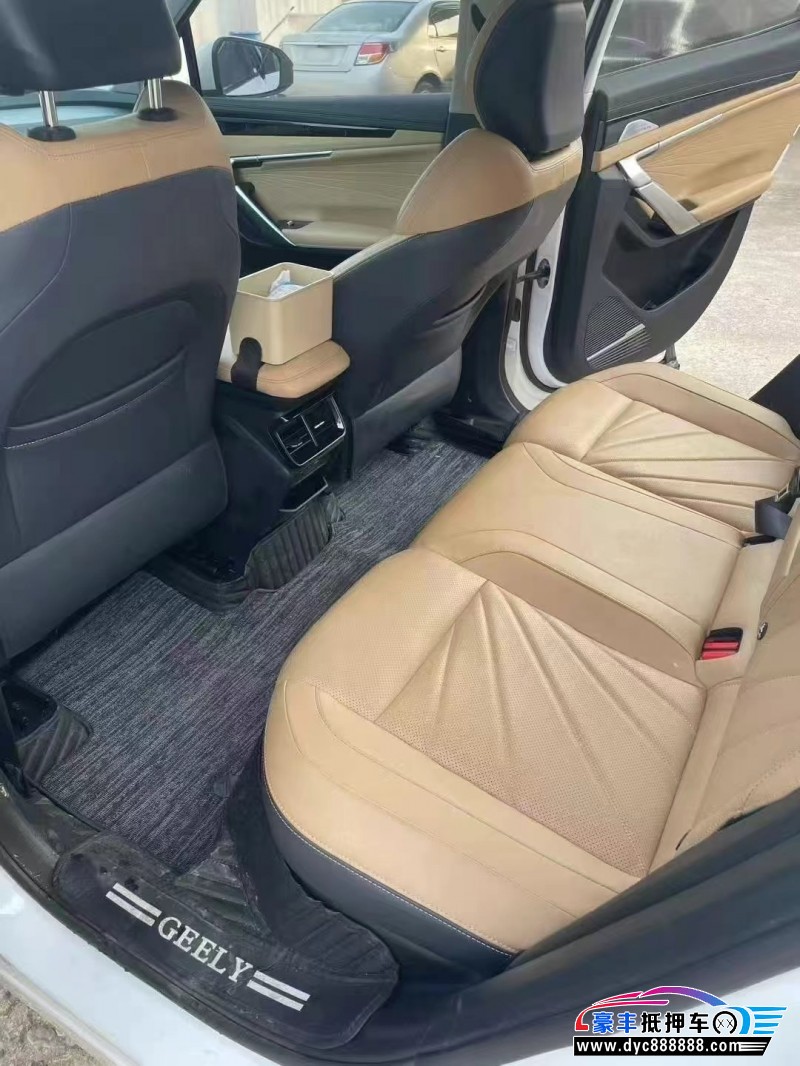 23年吉利博越轿车抵押车出售