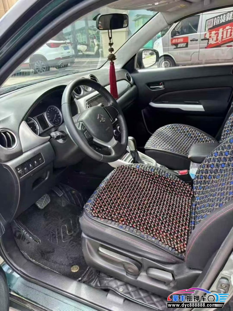 19年铃木维特拉轿车抵押车出售