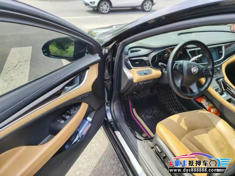 18年别克君越轿车抵押车出售