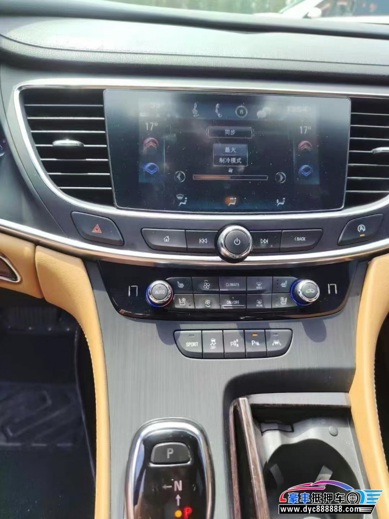 18年别克君越轿车抵押车出售