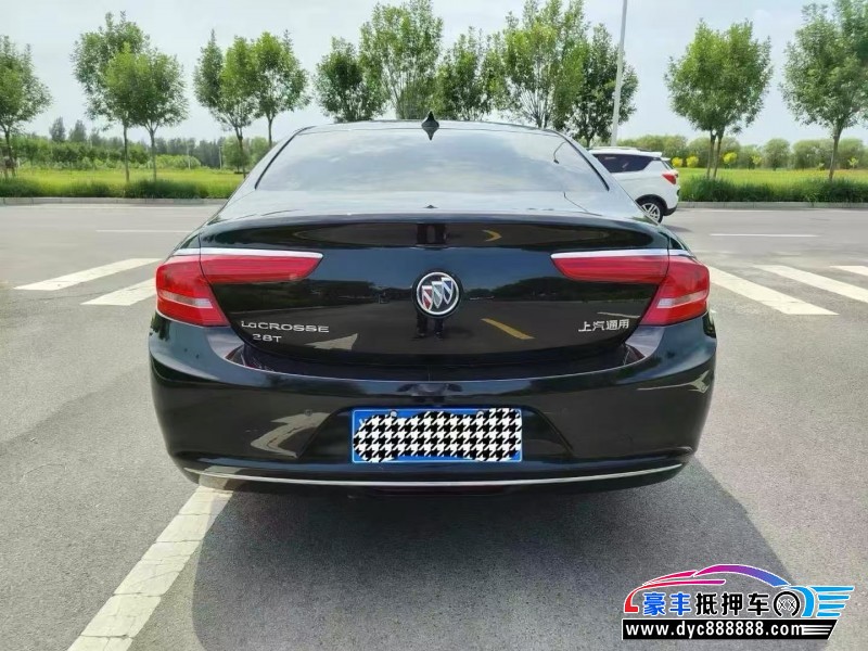 18年别克君越轿车抵押车出售