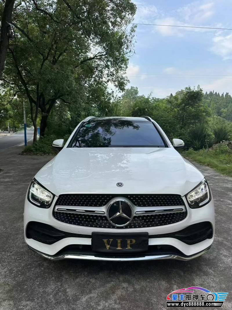 20年奔驰GLC轿车抵押车出售