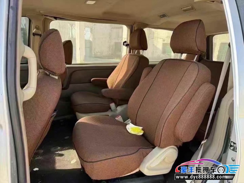 16年别克GL8轿车抵押车出售