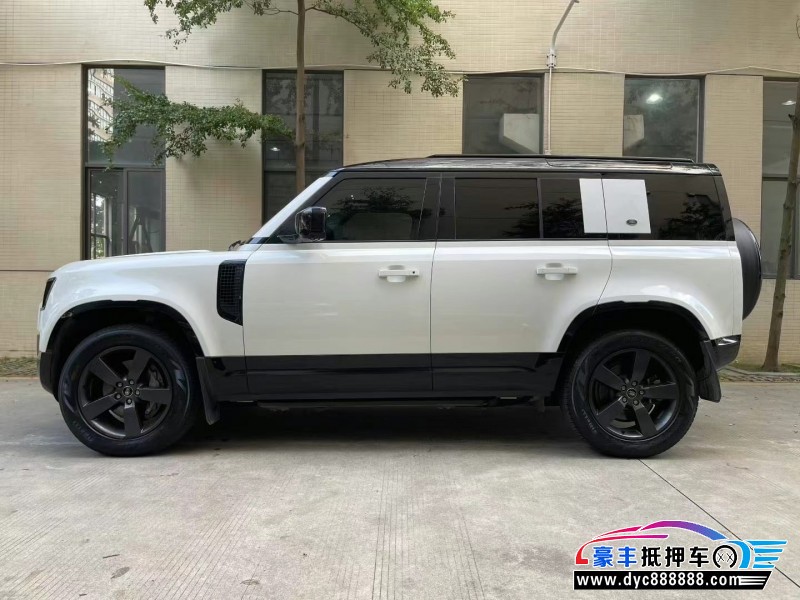 22年路虎卫士轿车抵押车出售