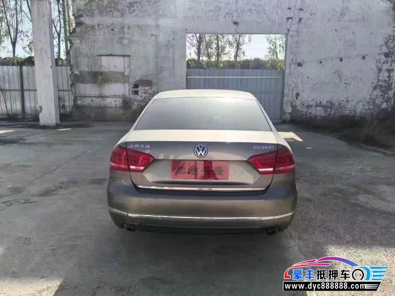 13年大众帕萨特轿车抵押车出售