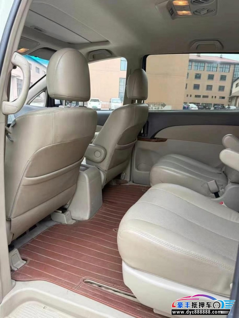 16年比亚迪m6轿车抵押车出售