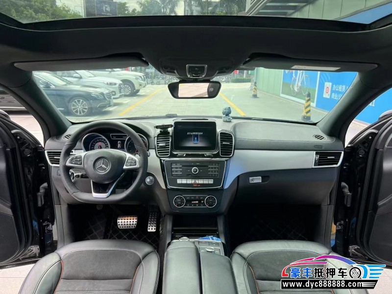 18年奔驰GLE轿车抵押车出售