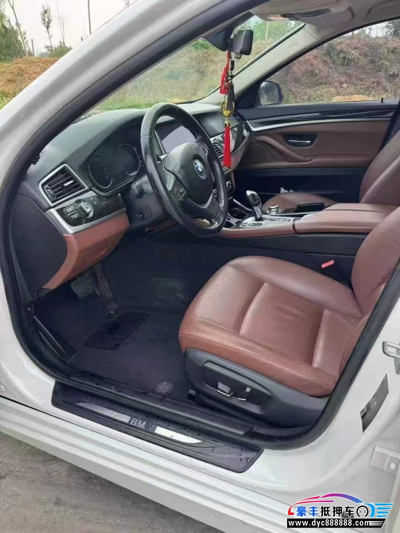 17年宝马5系轿车抵押车出售