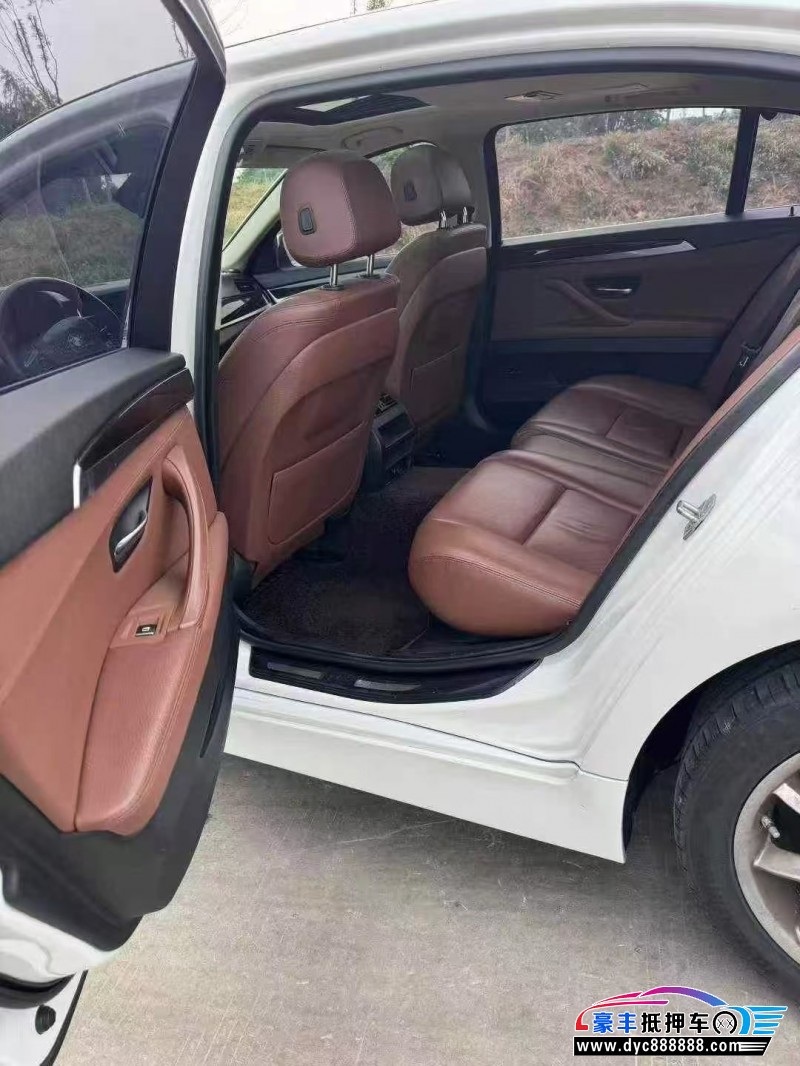 17年宝马5系轿车抵押车出售