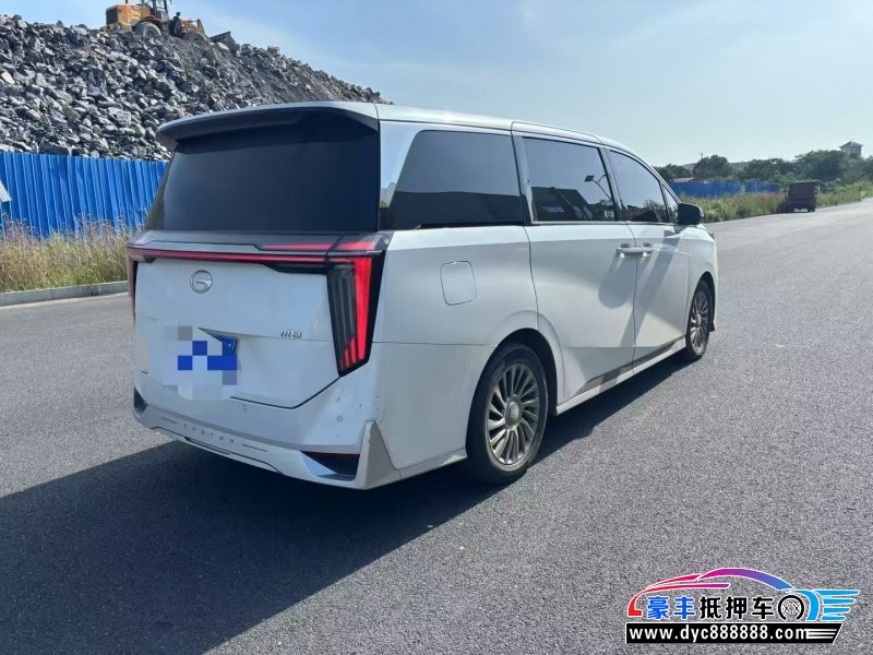 23年传祺M8轿车抵押车出售