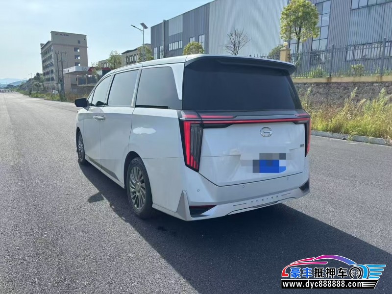 23年传祺M8轿车抵押车出售