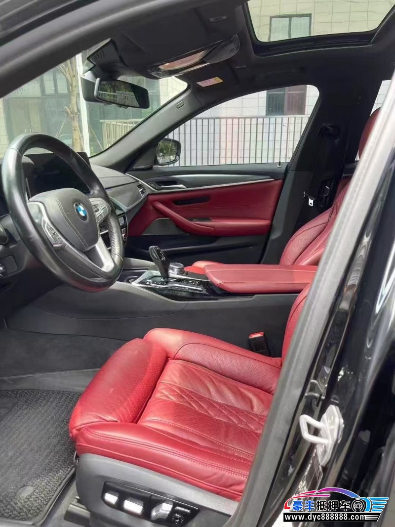 22年宝马5系轿车抵押车出售