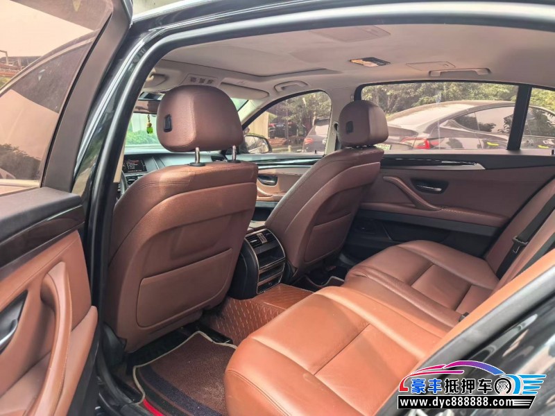 17年宝马5系轿车抵押车出售