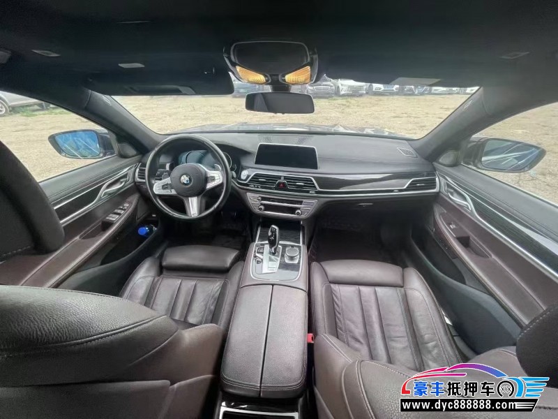 19年宝马7系轿车抵押车出售