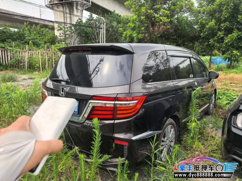 18年本田艾力绅轿车抵押车出售