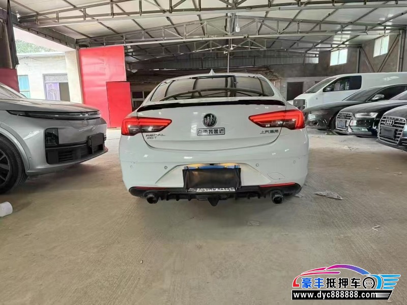 19年别克君威轿车抵押车出售