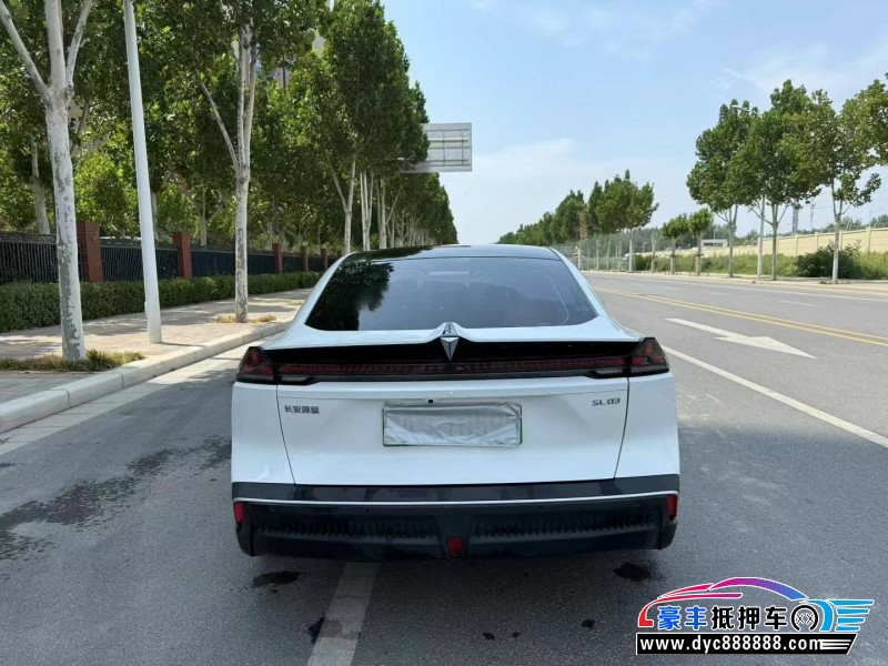 24年长安深蓝SL03轿车抵押车出售