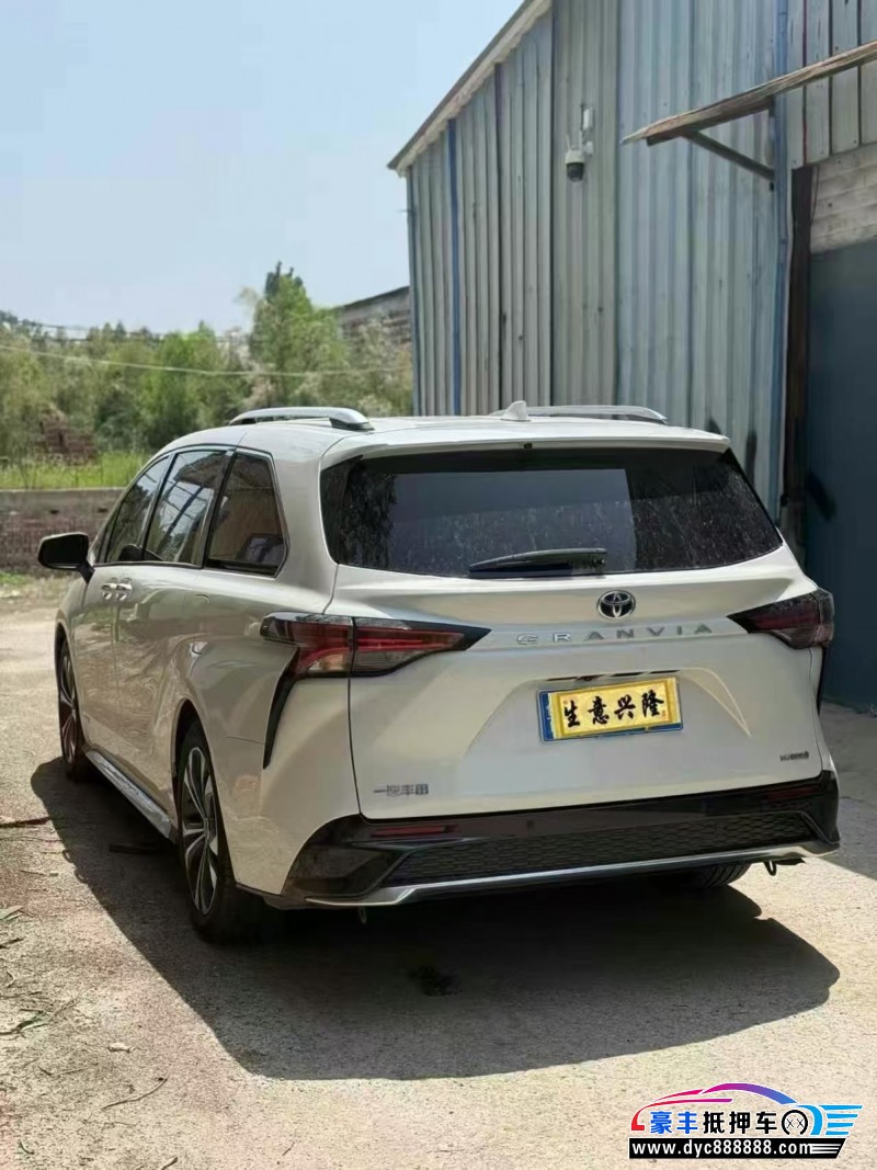 24年丰田格瑞维亚轿车抵押车出售