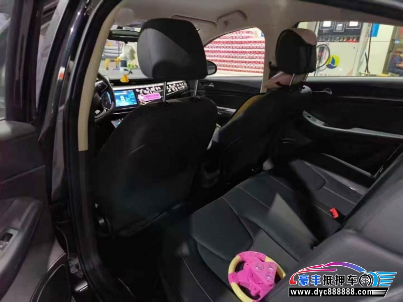 24年奇瑞艾瑞泽轿车抵押车出售