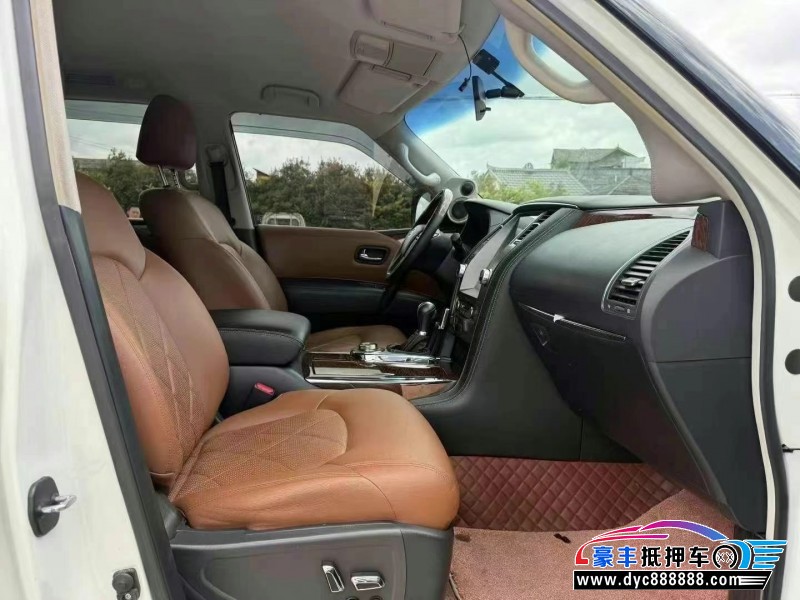 20年日产途乐轿车抵押车出售