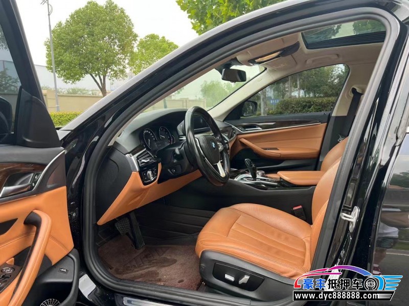 17年宝马5系轿车抵押车出售