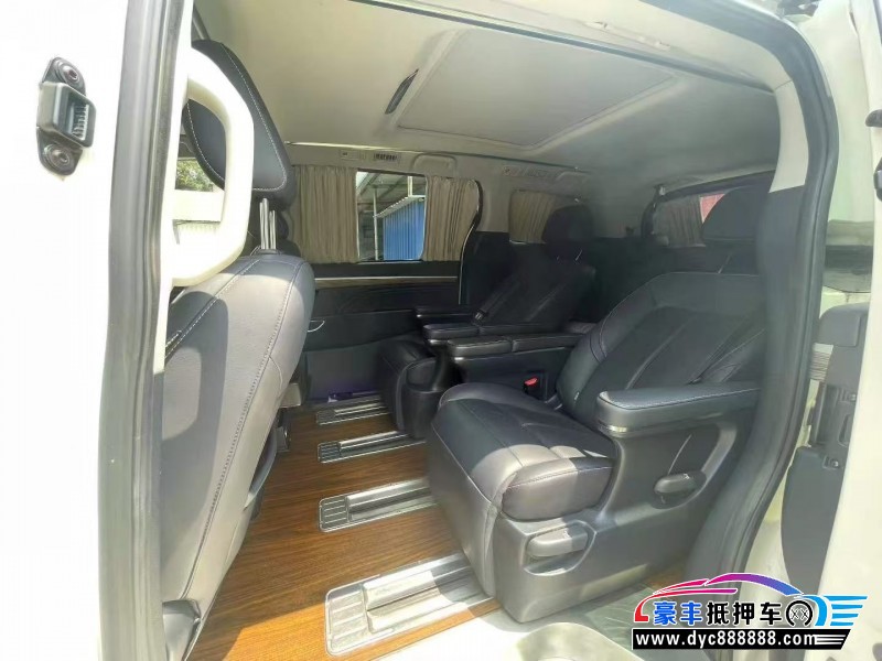 21年传祺M8轿车抵押车出售