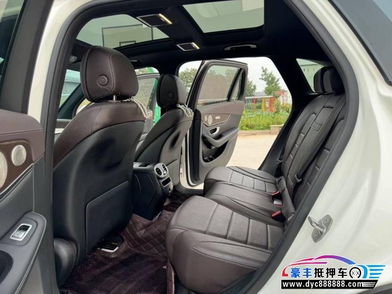 20年奔驰GLC轿车抵押车出售