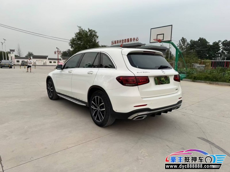 20年奔驰GLC轿车抵押车出售