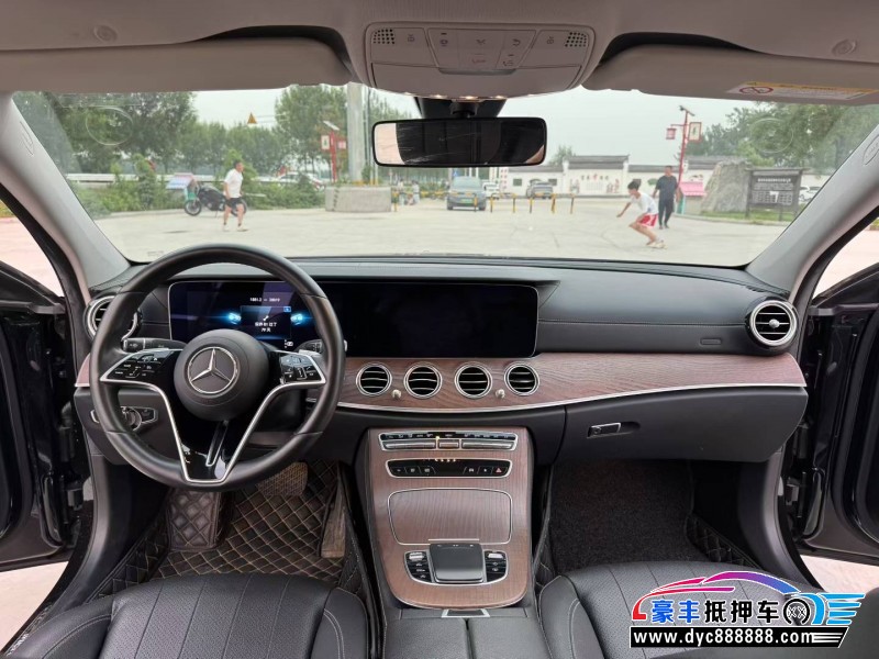 21年奔驰E轿车抵押车出售