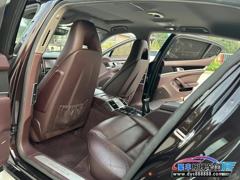 15年保时捷帕纳梅拉轿车抵押车出售