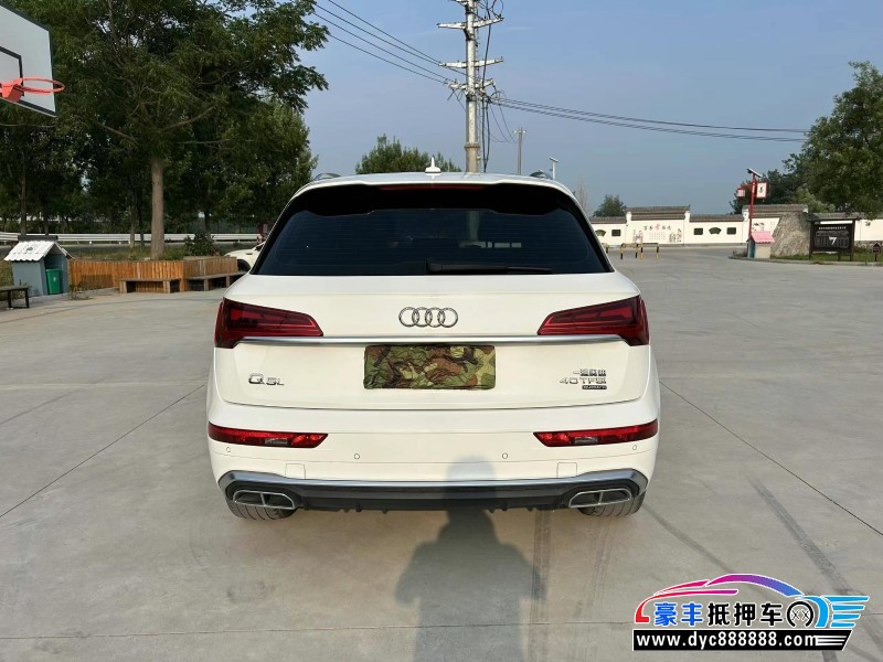 22年奥迪Q5轿车抵押车出售